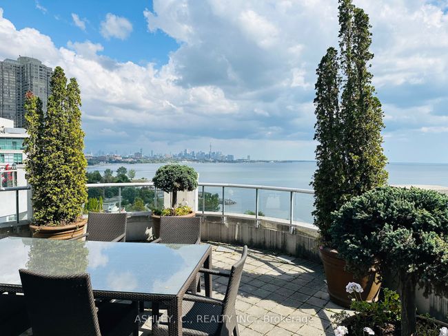 PH15 - 2095 Lake Shore Blvd W, Condo with 3 bedrooms, 5 bathrooms and 5 parking in Etobicoke ON | Image 35