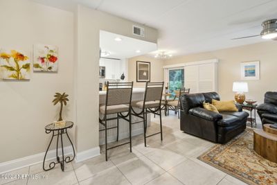 401 - 5010 Summer Beach Boulevard, Condo with 3 bedrooms, 2 bathrooms and null parking in Fernandina Beach FL | Image 3