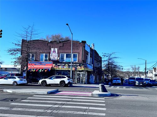 210 Jamaica Avenue, New York, NY, 11428 | Card Image