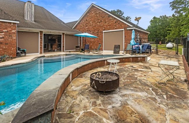 9655 Grapevine Dr, House other with 5 bedrooms, 4 bathrooms and null parking in Orange TX | Image 6