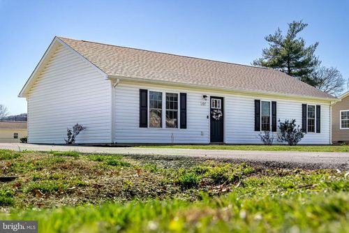 107 8th St, GROTTOES, VA, 24441-1724 | Card Image