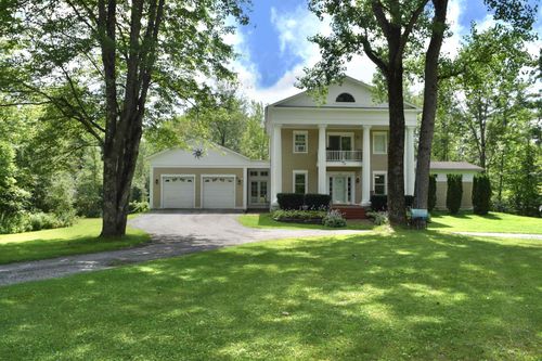 60 Lyman Dr, Williston, VT, 05495-9621 | Card Image