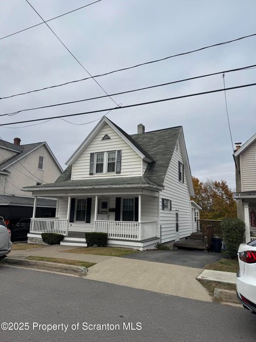 837 Matthew Ave, Scranton, PA, 18510-1525 | Card Image