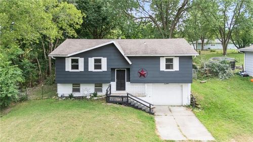 234 E Moss St, Lawson, MO, 64062-9336 | Card Image
