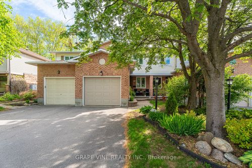 27 Ravenscroft Court, Stittsville - Munster - Richmond, ON, K2S1R3 | Card Image