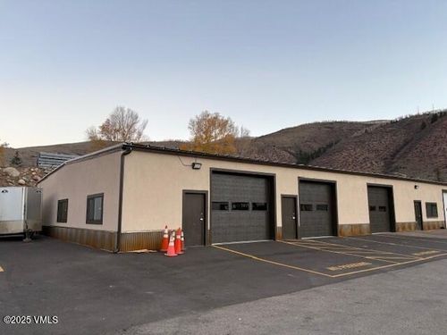 a34-41266 Highway 6, Avon, CO, 81620-5578 | Card Image