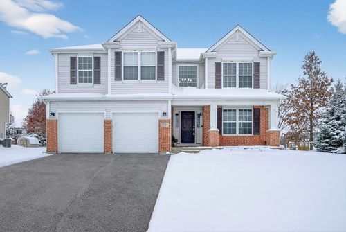 2535 Bauer Rd, North Aurora, IL, 60542-2109 | Card Image