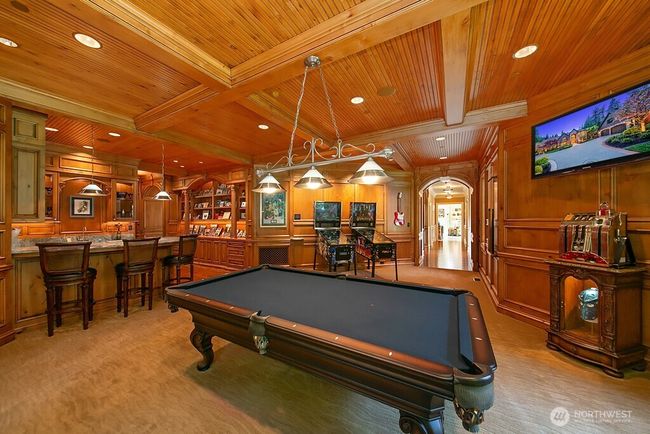 11211 Wachusett Road, House other with 5 bedrooms, 7 bathrooms and 14 parking in Woodway WA | Image 13