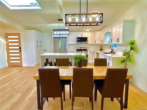 821 N Mountain View Pl, Fullerton, CA, 92831-3005 | Card Image