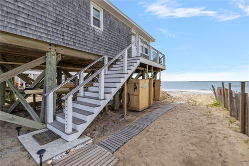 150 Green Hill Ocean Dr, South Kingstown, RI, 02879-6807 | Card Image