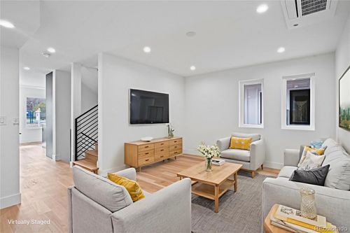 2451 Lawrence St, Denver, CO, 80205-2128 | Card Image