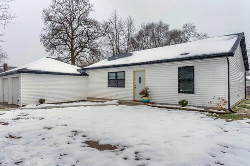 25 E Grove St, Wheatfield, IN, 46392-8967 | Card Image