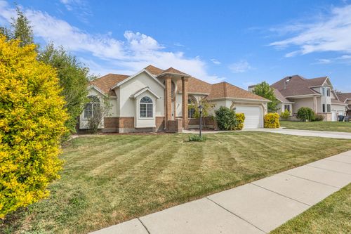 1202 W Country Ridge Dr, South Jordan, UT, 84095-7890 | Card Image