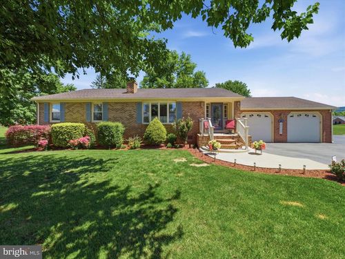 21925 Beaverbrook Dr, Smithsburg, MD, 21783-2032 | Card Image