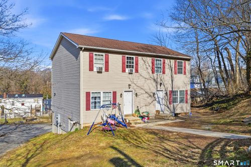 18 Division St, Norwich, CT, 06360-5106 | Card Image