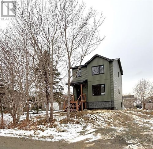 8B Alder Pl, Saint Johns, NL, A1A4Y1 | Card Image