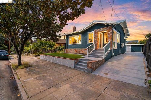 5521 Fremont St, Oakland, CA, 94608-2607 | Card Image