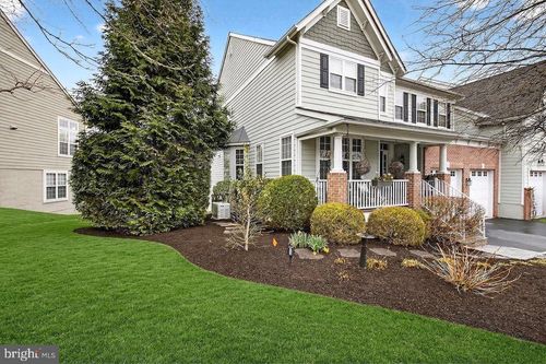411 Sergeant Dr, Lambertville, NJ, 08530-2234 | Card Image