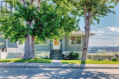 1508 Child Ave Ne, Calgary, AB, T2E5E4 | Card Image