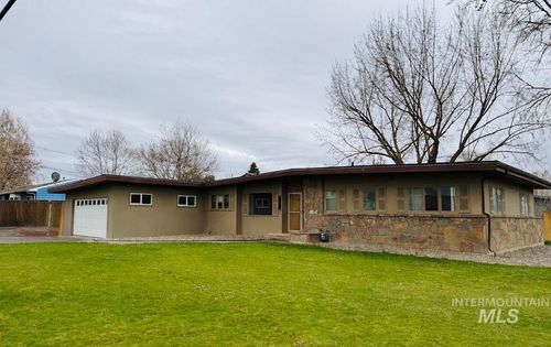 820 Burrell Ave, Lewiston, ID, 83501-4911 | Card Image