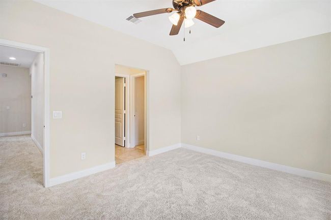 Secondary Bedrooms all have ample closet space | Image 26