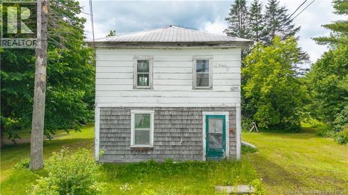 69 West St, St. Stephen, NB, E3L1P5 | Card Image