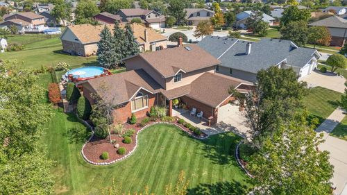 8500 Brookside Glen Dr, Tinley Park, IL, 60487-7062 | Card Image