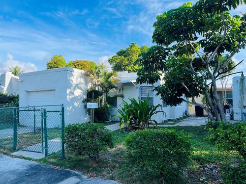 705 Francis St, West Palm Beach, FL, 33405-2819 | Card Image