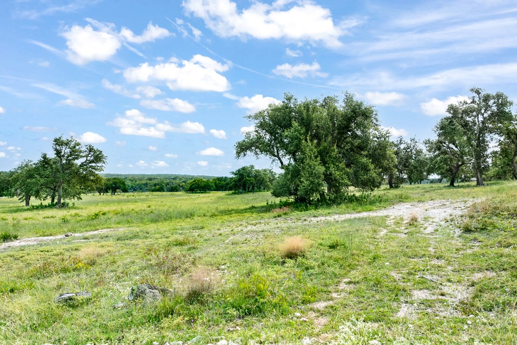 Land in Fredericksburg 4