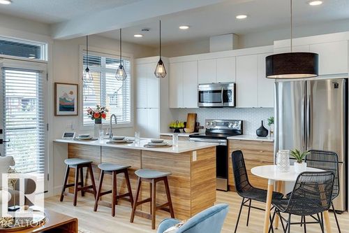 41-16231 19 Ave Sw, Edmonton, AB, T6W5C6 | Card Image