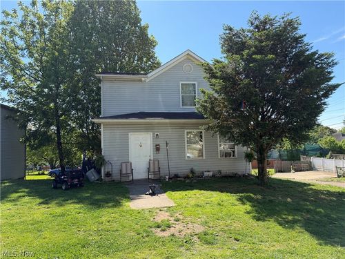 1202 Swann St, Parkersburg, WV, 26101-4426 | Card Image