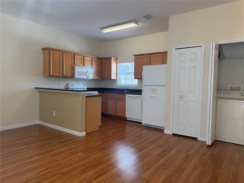 b-823 Oak Shadows Rd, Celebration, FL, 34747-4234 | Card Image