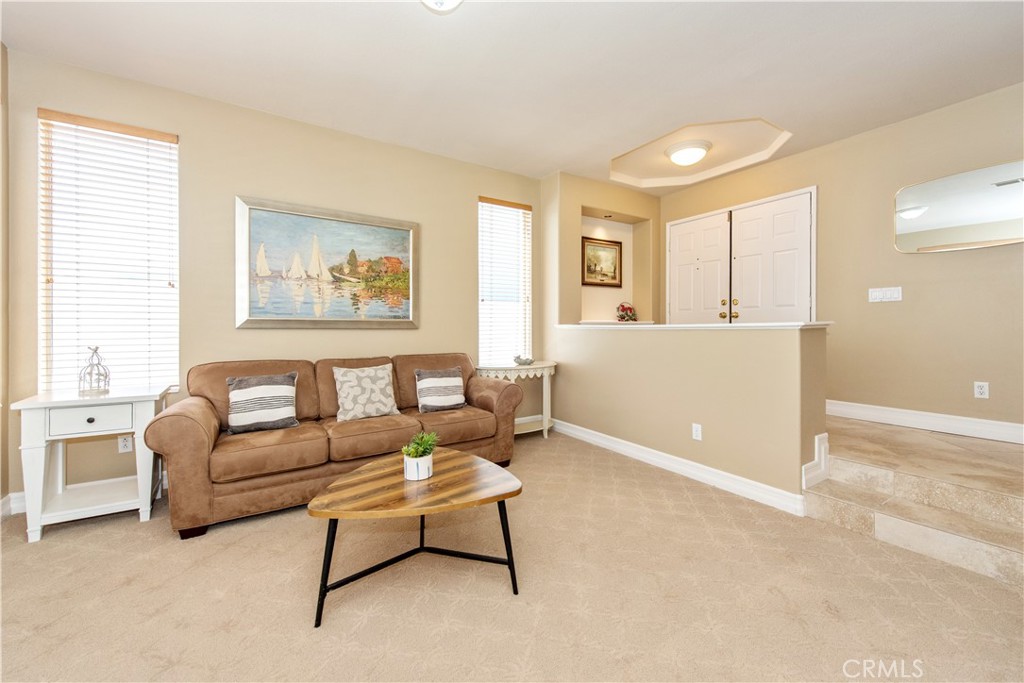 Residential Lease in Lake Forest 3