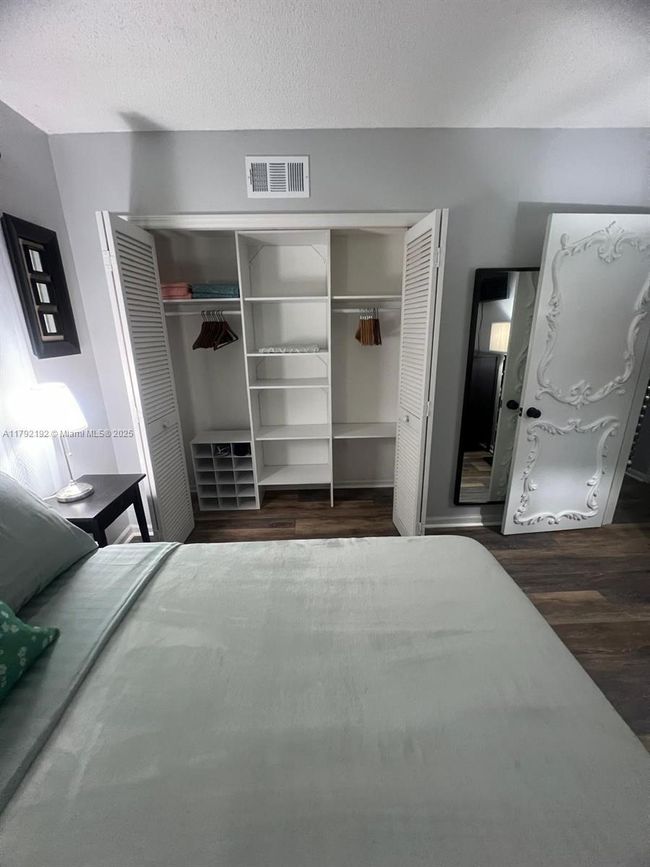 APT-1516 - 9880 Marina Blvd, Condo with 2 bedrooms, 2 bathrooms and null parking in Boca Raton FL | Image 15