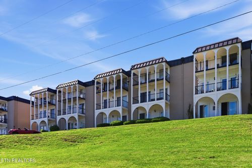 4305-5709 Lyons View Pike, Knoxville, TN, 37919-6462 | Card Image