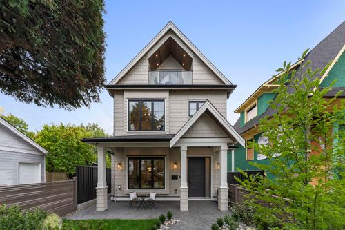 1-2256 Pender Street, Vancouver, BC, V5L1X4 | Card Image