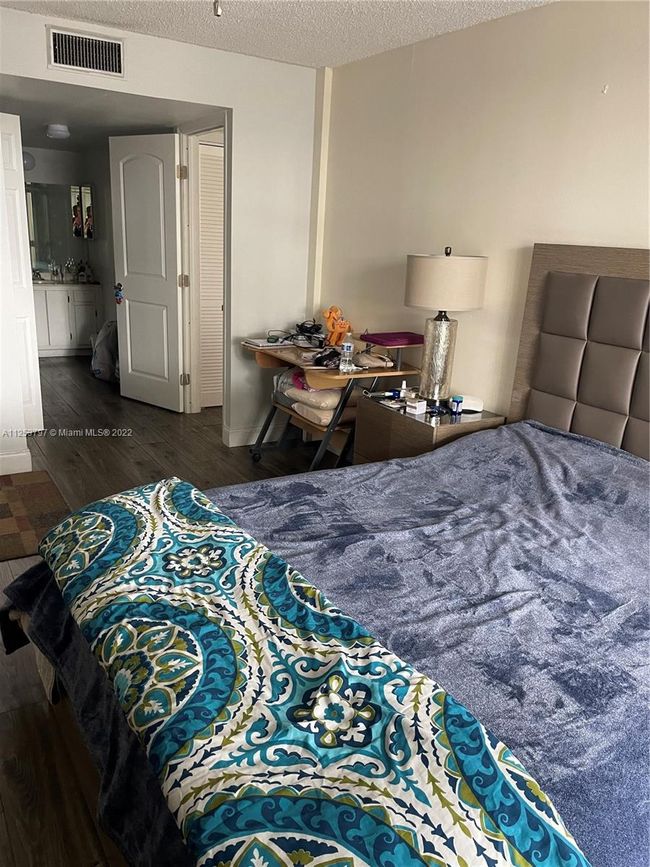 APT-105 - 6451 N University Dr, Condo with 2 bedrooms, 2 bathrooms and null parking in Tamarac FL | Image 17