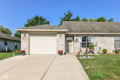 2038 Flamingo Way, Franklin, IN, 46131-7971 | Card Image