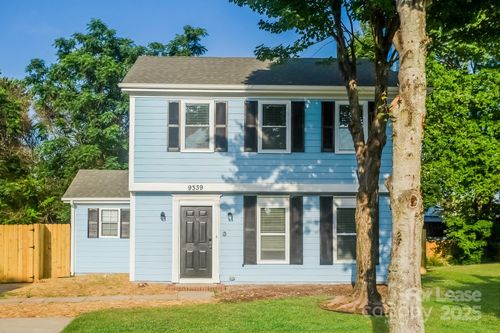 9339 Amy Dr, Charlotte, NC, 28213-3708 | Card Image