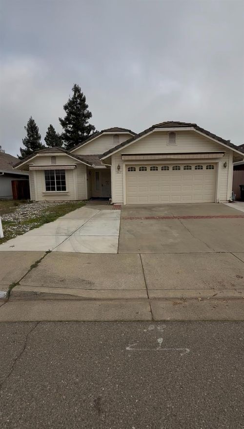 567 Tharp Road, Yuba City, CA, 95993 | Card Image
