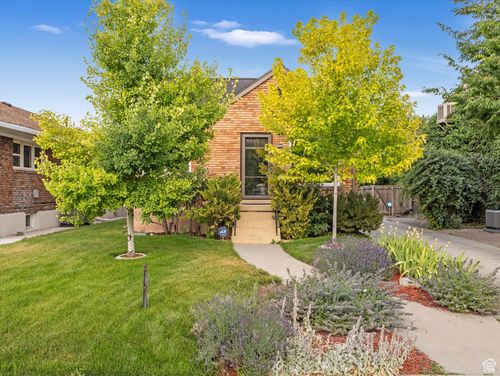 1117 400, Salt Lake City, UT, 84111-4746 | Card Image