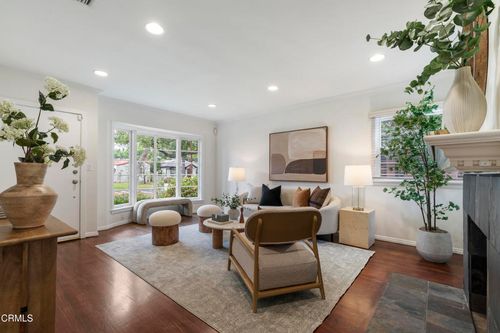 3007 Millicent Way, Pasadena, CA, 91107-4443 | Card Image