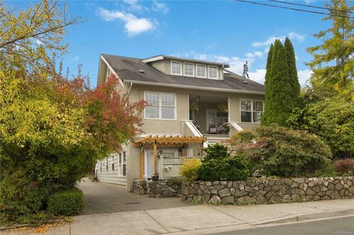 4-1353 Grant St, Victoria, BC, V8R1M2 | Card Image