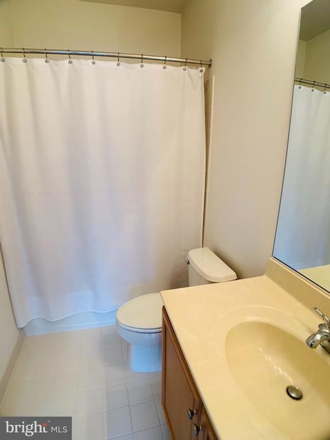 42627 Homefront Ter, Townhouse with 3 bedrooms, 4 bathrooms and null parking in SOUTH RIDING VA | Image 38