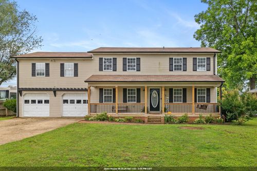 912 Tyler Ave, Muscle Shoals, AL, 35661-2328 | Card Image