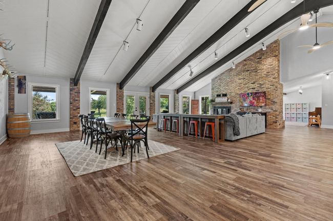 8407 State Highway 56, House other with 4 bedrooms, 3 bathrooms and null parking in Sherman TX | Image 6