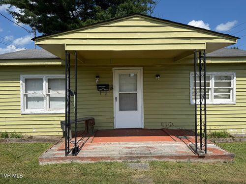 1805 Kentucky Ave, Bristol, TN, 37620-5038 | Card Image