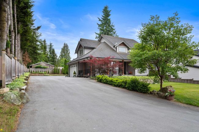 23806 Old Yale Road, House other with 5 bedrooms, 3 bathrooms and 4 parking in Langley BC | Image 3