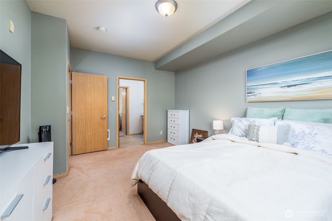 Primary Bedroom | Image 5