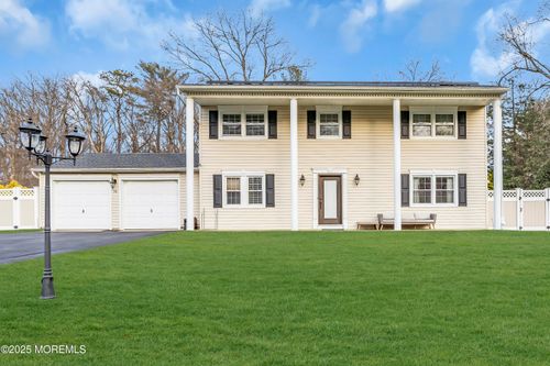 14 Regina Rd, Morganville, NJ, 07751-1639 | Card Image